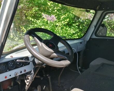 Серый УАЗ 3303, объемом двигателя 2.4 л и пробегом 25 тыс. км за 3200 $, фото 3 на Automoto.ua