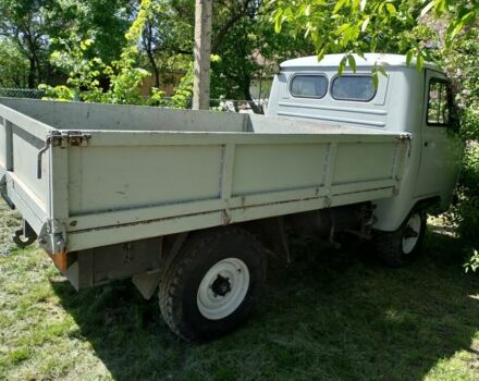 Серый УАЗ 3303, объемом двигателя 2.4 л и пробегом 25 тыс. км за 3200 $, фото 2 на Automoto.ua