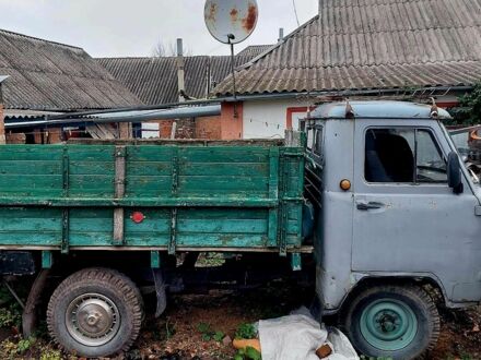 Серый УАЗ 3303, объемом двигателя 0 л и пробегом 50 тыс. км за 1000 $, фото 1 на Automoto.ua