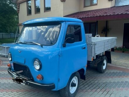 УАЗ 3303 1993 у Косове на Automoto.ua Синій УАЗ 3303, об'ємом двигуна 2.5 л та пробігом 250 тис. км за 3200 $, фото 1 на Automoto.ua