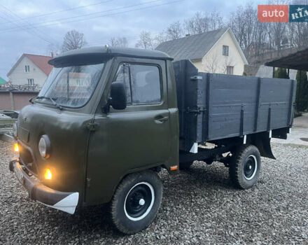 Зеленый УАЗ 3303, объемом двигателя 2.4 л и пробегом 38 тыс. км за 2650 $, фото 1 на Automoto.ua