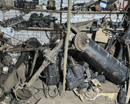 Зеленый УАЗ 3303, объемом двигателя 2.4 л и пробегом 13 тыс. км за 1418 $, фото 7 на Automoto.ua