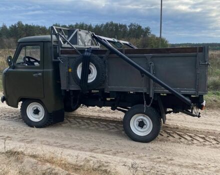 Зелений УАЗ 3303, об'ємом двигуна 2.4 л та пробігом 100 тис. км за 2450 $, фото 1 на Automoto.ua