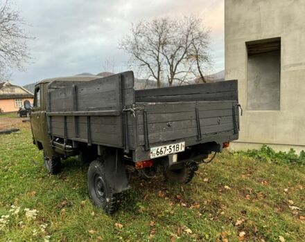 Зеленый УАЗ 3303, объемом двигателя 2.5 л и пробегом 50 тыс. км за 2300 $, фото 2 на Automoto.ua