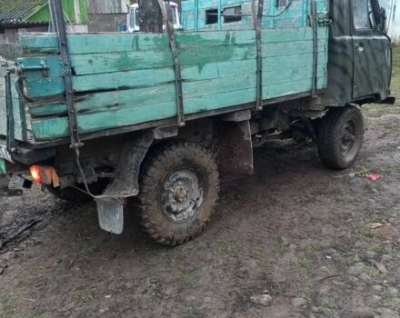 Зеленый УАЗ 3303, объемом двигателя 2.4 л и пробегом 50 тыс. км за 1600 $, фото 2 на Automoto.ua