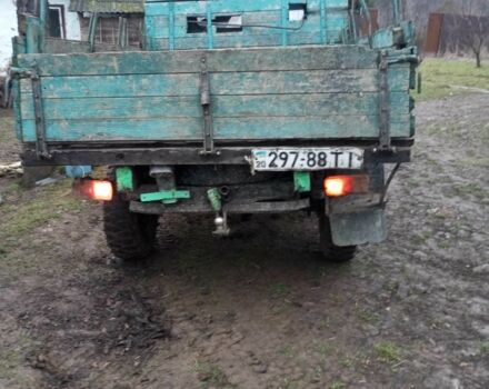 Зеленый УАЗ 3303, объемом двигателя 2.4 л и пробегом 50 тыс. км за 1600 $, фото 3 на Automoto.ua