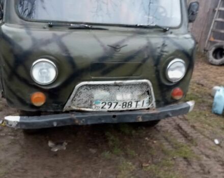 Зеленый УАЗ 3303, объемом двигателя 2.4 л и пробегом 50 тыс. км за 1600 $, фото 1 на Automoto.ua