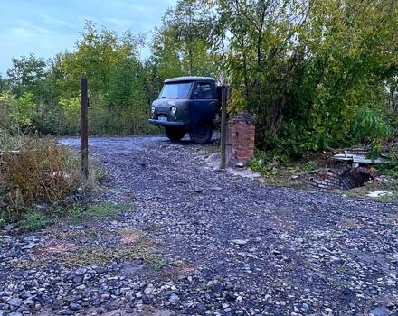 Зеленый УАЗ 3303, объемом двигателя 2.4 л и пробегом 0 тыс. км за 1150 $, фото 1 на Automoto.ua