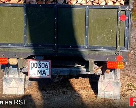 Зелений УАЗ 3303, об'ємом двигуна 2.4 л та пробігом 210 тис. км за 5500 $, фото 2 на Automoto.ua