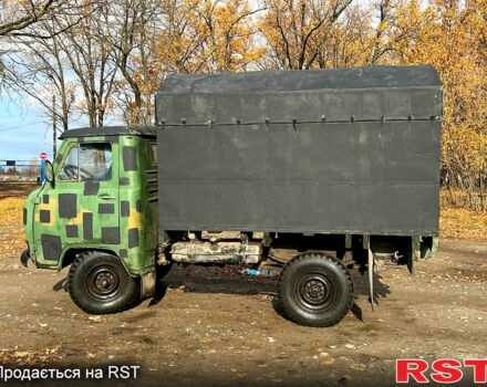 Зеленый УАЗ 3303, объемом двигателя 2.4 л и пробегом 120 тыс. км за 1200 $, фото 3 на Automoto.ua