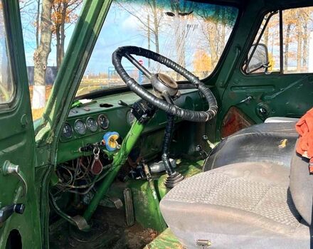 Зеленый УАЗ 3303, объемом двигателя 2.4 л и пробегом 120 тыс. км за 1200 $, фото 9 на Automoto.ua