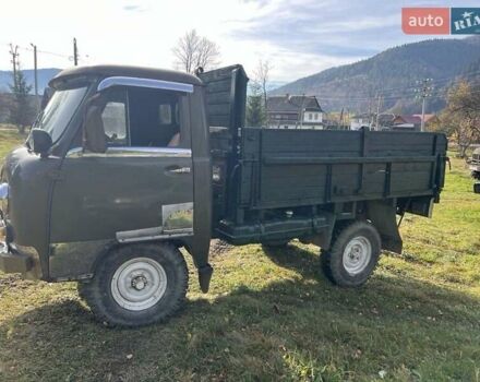 Зеленый УАЗ 3303, объемом двигателя 2.4 л и пробегом 180 тыс. км за 2800 $, фото 3 на Automoto.ua