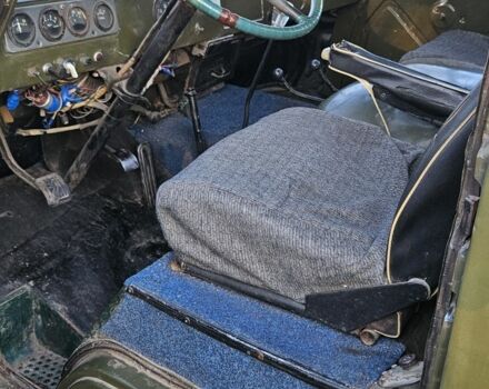 Зелений УАЗ 3303, об'ємом двигуна 2.4 л та пробігом 100 тис. км за 1999 $, фото 3 на Automoto.ua