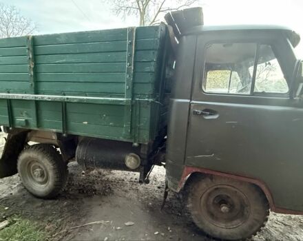 Зеленый УАЗ 3303, объемом двигателя 2.5 л и пробегом 300 тыс. км за 1800 $, фото 3 на Automoto.ua