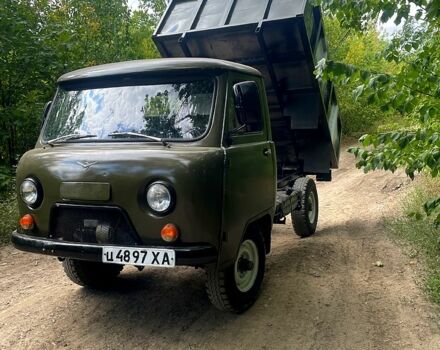 Зеленый УАЗ 3303, объемом двигателя 2.4 л и пробегом 100 тыс. км за 3000 $, фото 1 на Automoto.ua
