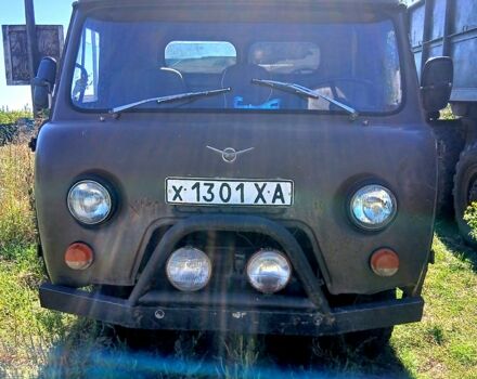 Зелений УАЗ 3303, об'ємом двигуна 2.4 л та пробігом 0 тис. км за 1800 $, фото 1 на Automoto.ua