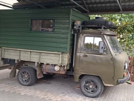 Зеленый УАЗ 3303, объемом двигателя 2.45 л и пробегом 100 тыс. км за 5200 $, фото 1 на Automoto.ua