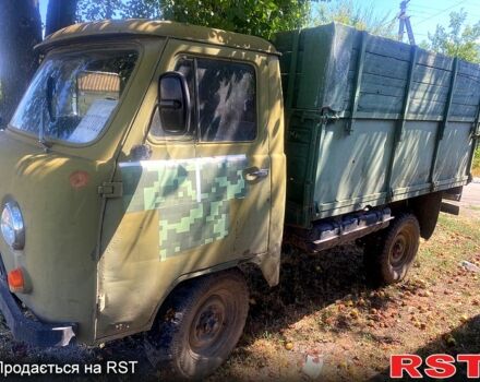 Зелений УАЗ 3303, об'ємом двигуна 2.4 л та пробігом 200 тис. км за 1200 $, фото 1 на Automoto.ua