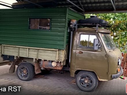 УАЗ 3303 1986 в Кропивницком (Кировограде) на Automoto.ua Зеленый УАЗ 3303, объемом двигателя 2.4 л и пробегом 100 тыс. км за 5200 $, фото 1 на Automoto.ua