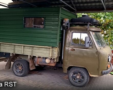УАЗ 3303 1986 в Кропивницком (Кировограде) на Automoto.ua Зеленый УАЗ 3303, объемом двигателя 2.4 л и пробегом 100 тыс. км за 5200 $, фото 1 на Automoto.ua