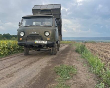 Зелений УАЗ 3303, об'ємом двигуна 2.5 л та пробігом 250 тис. км за 3800 $, фото 1 на Automoto.ua