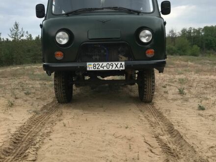 УАЗ 3303 1988 в Изюме на Automoto.ua Зеленый УАЗ 3303, объемом двигателя 2.4 л и пробегом 40 тыс. км за 2899 $, фото 1 на Automoto.ua