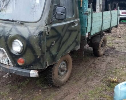 Зеленый УАЗ 3303, объемом двигателя 2.4 л и пробегом 50 тыс. км за 1600 $, фото 1 на Automoto.ua