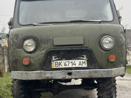 Зелений УАЗ 3303, об'ємом двигуна 2.7 л та пробігом 8 тис. км за 2222 $, фото 1 на Automoto.ua