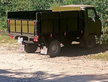 Зелений УАЗ 3303, об'ємом двигуна 2.4 л та пробігом 210 тис. км за 5500 $, фото 1 на Automoto.ua