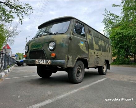 Зеленый УАЗ 3303, объемом двигателя 2.4 л и пробегом 13 тыс. км за 1418 $, фото 1 на Automoto.ua