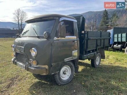 Зеленый УАЗ 3303, объемом двигателя 2.4 л и пробегом 180 тыс. км за 2800 $, фото 1 на Automoto.ua
