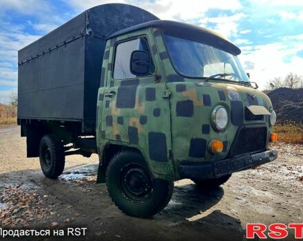 Зелений УАЗ 3303, об'ємом двигуна 2.4 л та пробігом 120 тис. км за 1200 $, фото 1 на Automoto.ua