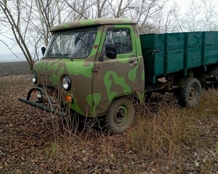 Зеленый УАЗ 3303, объемом двигателя 2.4 л и пробегом 0 тыс. км за 900 $, фото 1 на Automoto.ua