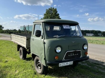 Зеленый УАЗ 3303, объемом двигателя 2.7 л и пробегом 1000 тыс. км за 3700 $, фото 1 на Automoto.ua