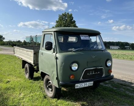 Зеленый УАЗ 3303, объемом двигателя 2.7 л и пробегом 1000 тыс. км за 3700 $, фото 1 на Automoto.ua