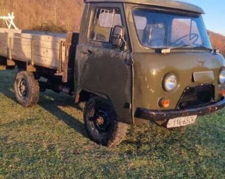 Зеленый УАЗ 3303, объемом двигателя 2.4 л и пробегом 77 тыс. км за 1899 $, фото 1 на Automoto.ua