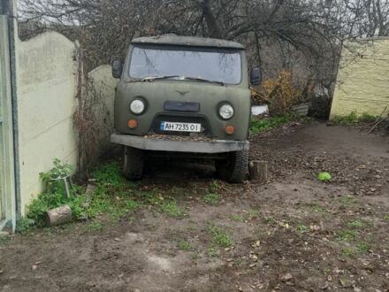 Зеленый УАЗ 3303, объемом двигателя 2.4 л и пробегом 75 тыс. км за 1790 $, фото 1 на Automoto.ua