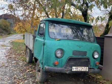 Зеленый УАЗ 3303, объемом двигателя 2.4 л и пробегом 65 тыс. км за 1400 $, фото 1 на Automoto.ua