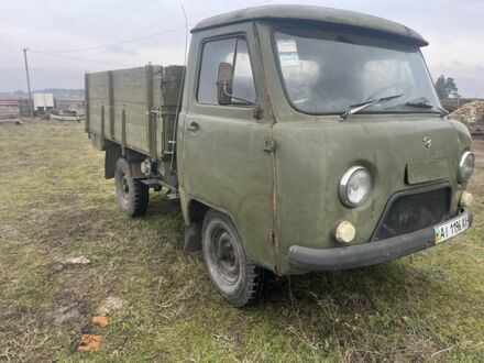 УАЗ 3303 1992 у Макарове на Automoto.ua Зелений УАЗ 3303, об'ємом двигуна 2.45 л та пробігом 100 тис. км за 1650 $, фото 1 на Automoto.ua