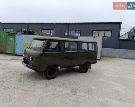 Зеленый УАЗ 3303, объемом двигателя 2.45 л и пробегом 100 тыс. км за 1800 $, фото 1 на Automoto.ua