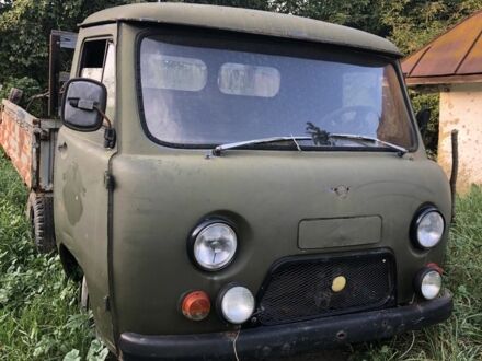 УАЗ 3303 1993 у Хмельницькому на Automoto.ua Зелений УАЗ 3303, об'ємом двигуна 2.4 л та пробігом 90 тис. км за 1600 $, фото 1 на Automoto.ua