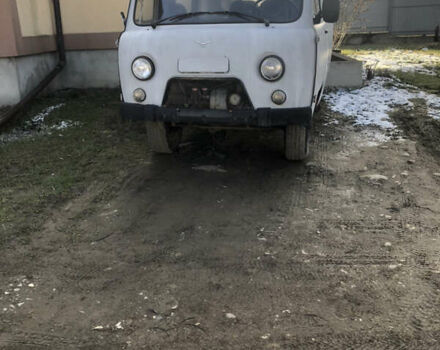 Білий УАЗ 3741, об'ємом двигуна 2.4 л та пробігом 100 тис. км за 3000 $, фото 1 на Automoto.ua