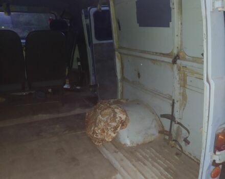 Серый УАЗ 3741, объемом двигателя 2.4 л и пробегом 268 тыс. км за 1500 $, фото 8 на Automoto.ua