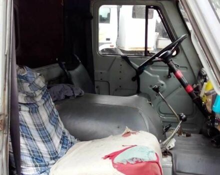 Серый УАЗ 3741, объемом двигателя 2.7 л и пробегом 300 тыс. км за 2415 $, фото 4 на Automoto.ua