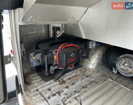 Серый УАЗ 3741, объемом двигателя 2.5 л и пробегом 120 тыс. км за 6500 $, фото 30 на Automoto.ua