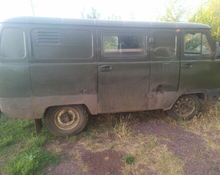 Зелений УАЗ 3741, об'ємом двигуна 2.7 л та пробігом 1000 тис. км за 1574 $, фото 3 на Automoto.ua