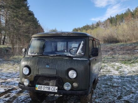 УАЗ 3741 1986 в Немирове на Automoto.ua Зеленый УАЗ 3741, объемом двигателя 2.4 л и пробегом 111 тыс. км за 1500 $, фото 1 на Automoto.ua