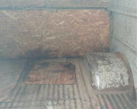 Серый УАЗ 3909 Фермер, объемом двигателя 2.4 л и пробегом 464 тыс. км за 1124 $, фото 5 на Automoto.ua