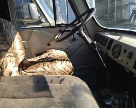 Серый УАЗ 3909 Фермер, объемом двигателя 2.4 л и пробегом 310 тыс. км за 1124 $, фото 5 на Automoto.ua