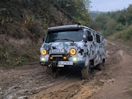 УАЗ 3909 Фермер 2001 у Обухове на Automoto.ua Сірий УАЗ 3909 Фермер, об'ємом двигуна 2.4 л та пробігом 60 тис. км за 3000 $, фото 1 на Automoto.ua